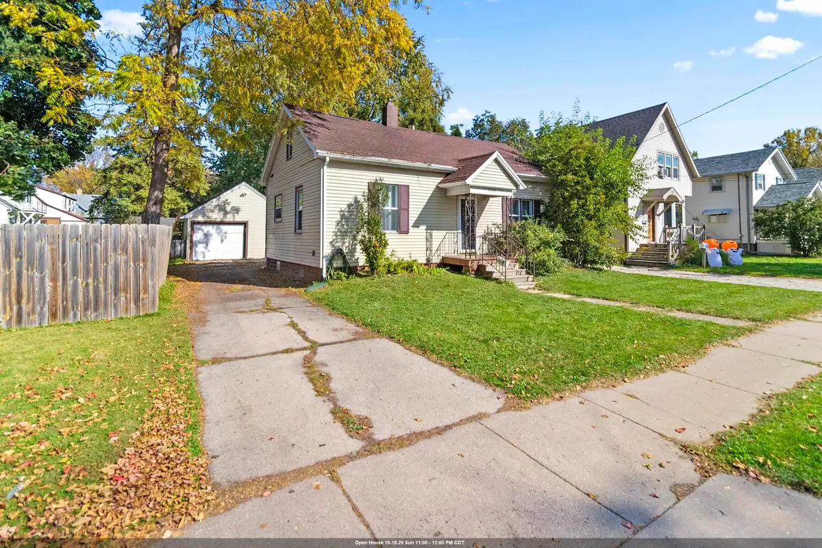 1060 Dousman Street, Green Bay, WI 54303 - #1