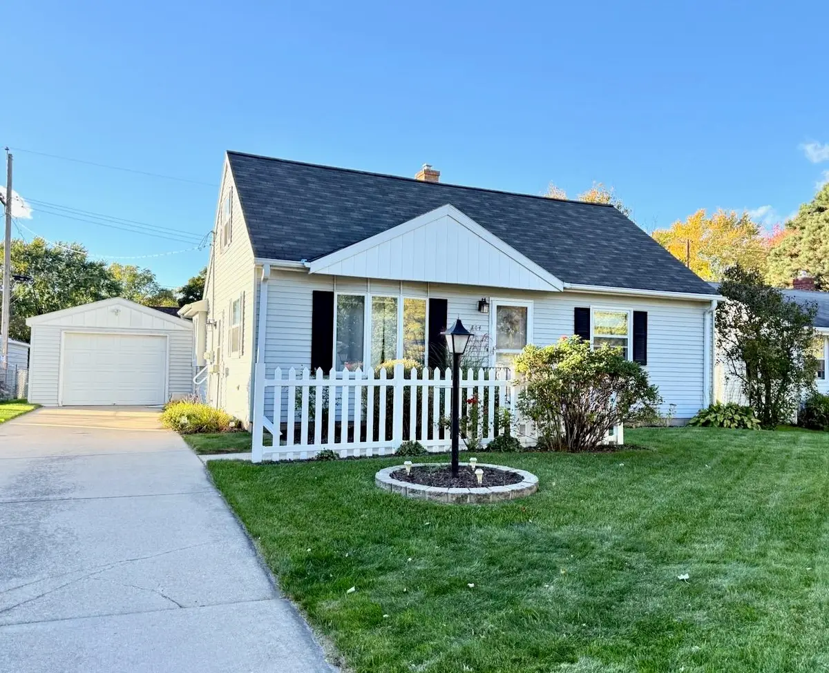 804 Mitchell Street, Green Bay, WI 54304 - #1