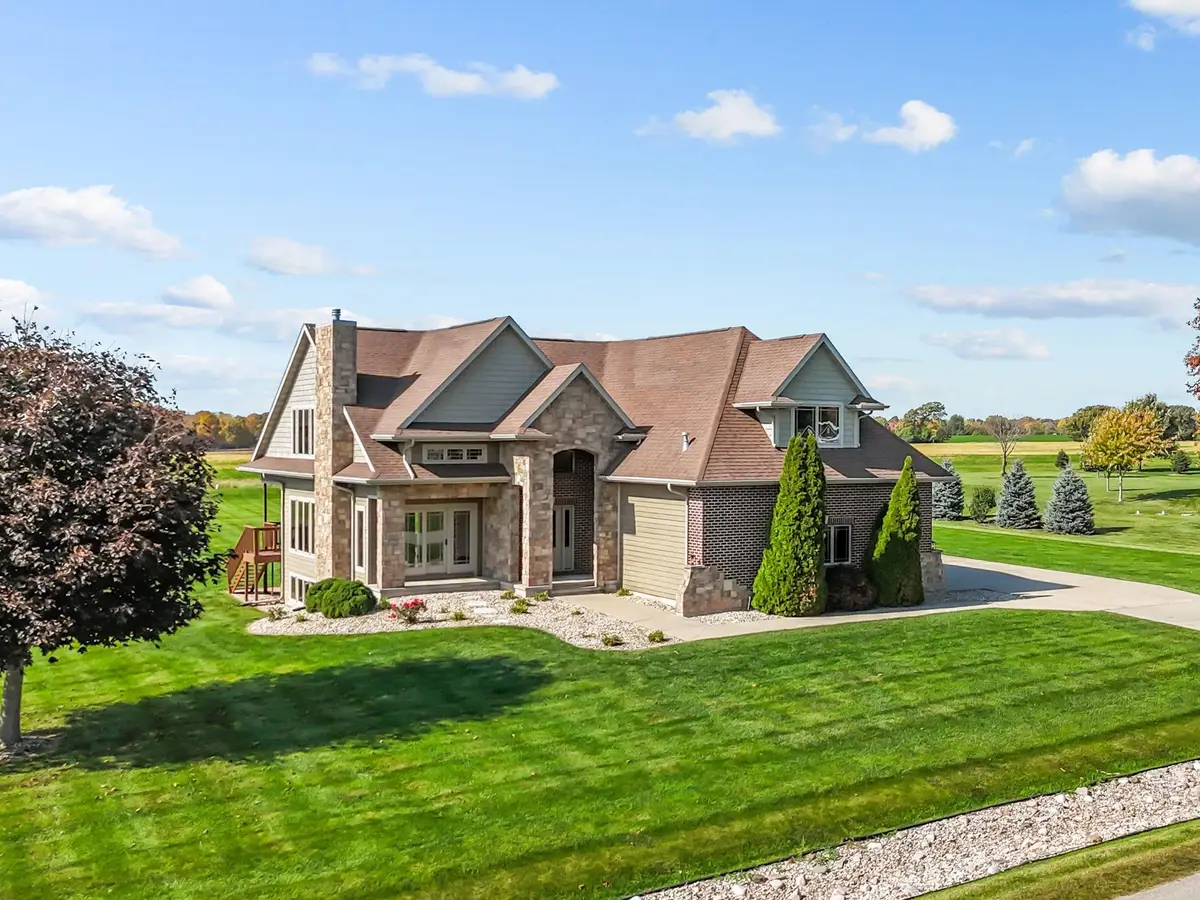 5917 Valentine Drive, Winneconne, WI 54986 - #1