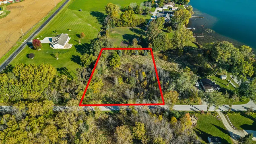 9422 S Lake Drive, Manitowoc, WI 54220 - #3