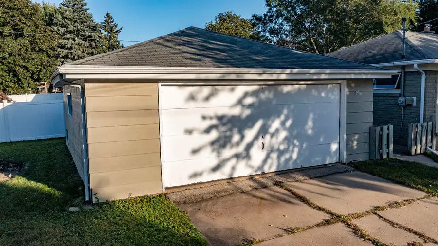 154 S Schaefer Street, Appleton, WI 54915 - #3