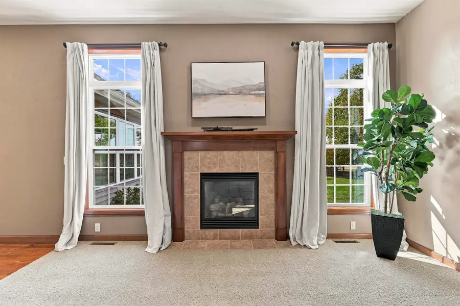 2701 E Glenhurst Lane, Appleton, WI 54913-8086 - #3
