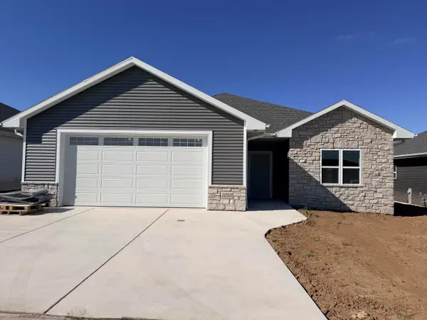 1255 Autumn Field Lane, DE PERE, WI 54115