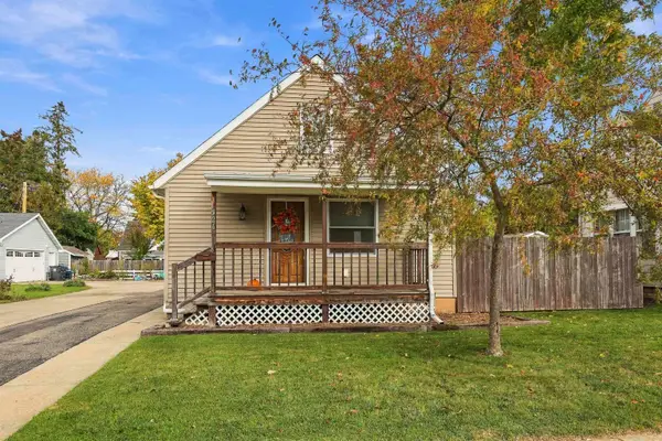 526 Fairview Avenue, NEENAH, WI 54956-3409