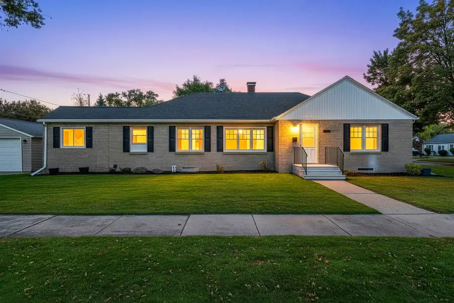 1132 Minahan Street, Green Bay, WI 54303 - #2
