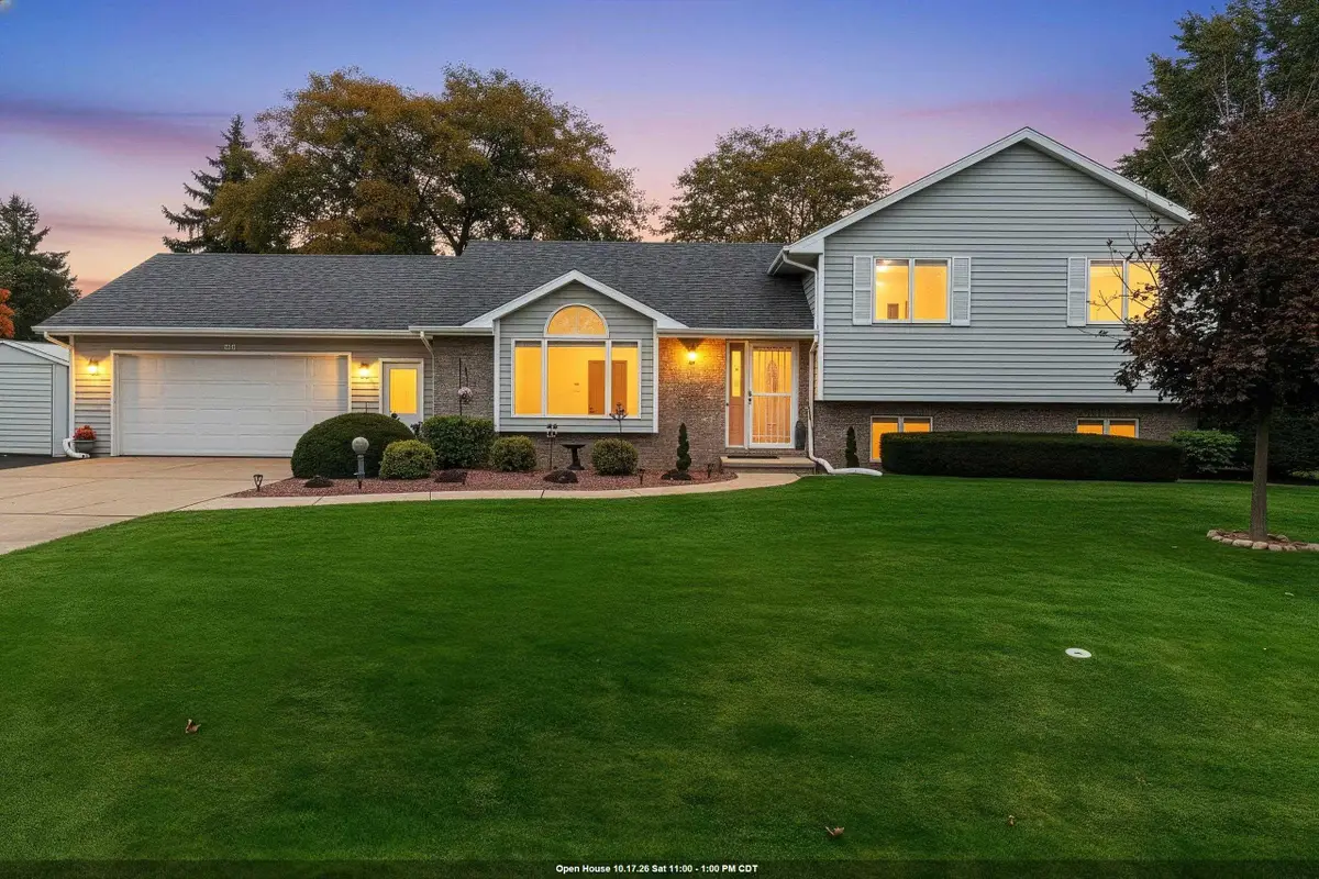 N9653 Gina Drive, Appleton, WI 54915 - #1