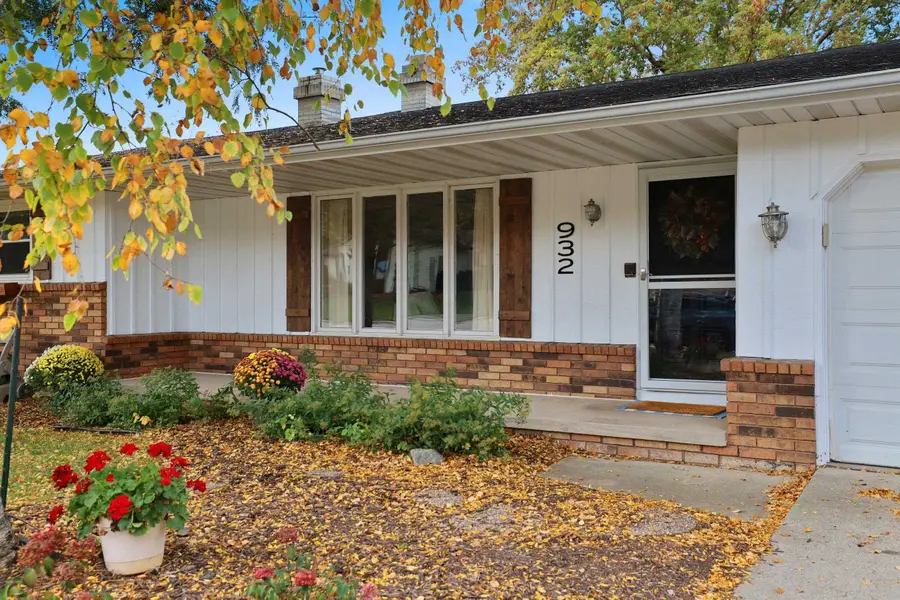 932 Hilly Haven Court, Green Bay, WI 54311-5412 - #2