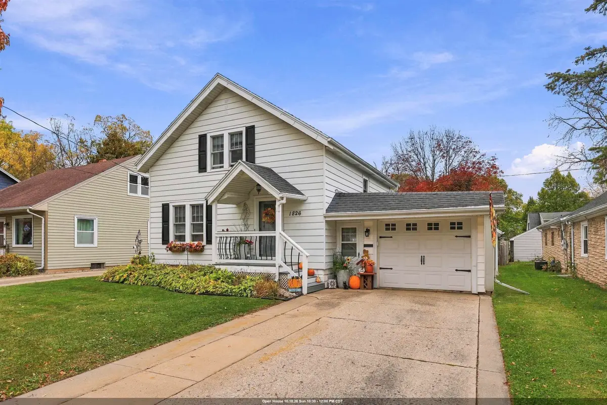 1826 N Alvin Street, Appleton, WI 54911-2703 - #1