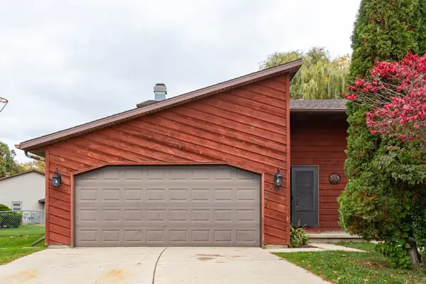 2982 Caravan Court, GREEN BAY, WI 54313
