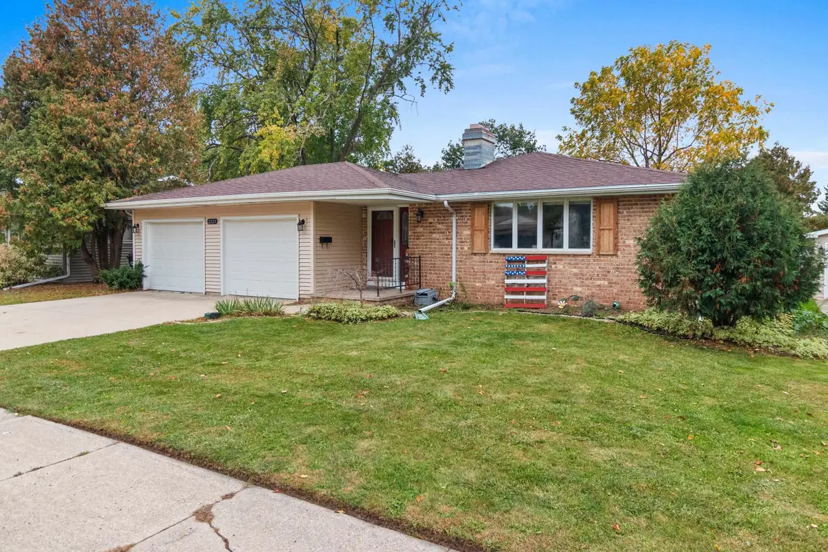 2223 N Outagamie Street, Appleton, WI 54914 - #1