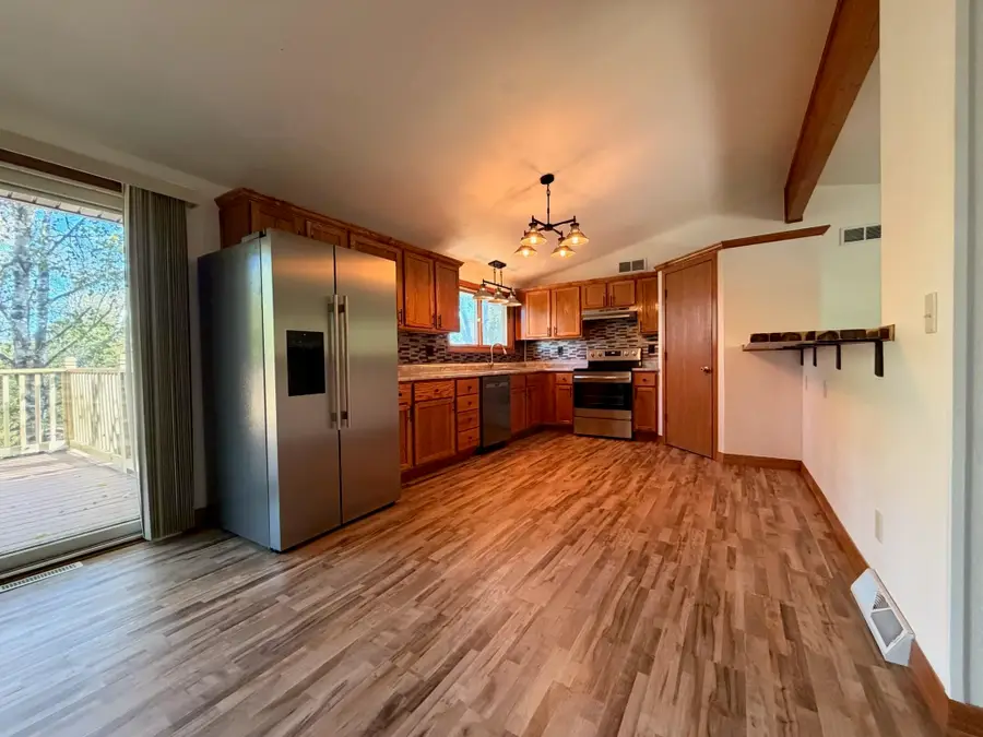 720 Wesley Street, Waupaca, WI 54981 - #3