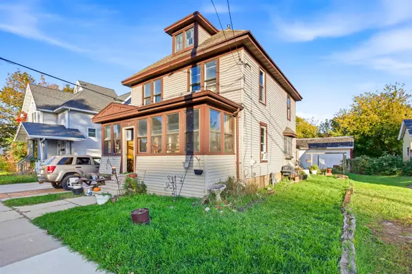 210 Broad Street, OSHKOSH, WI 54901