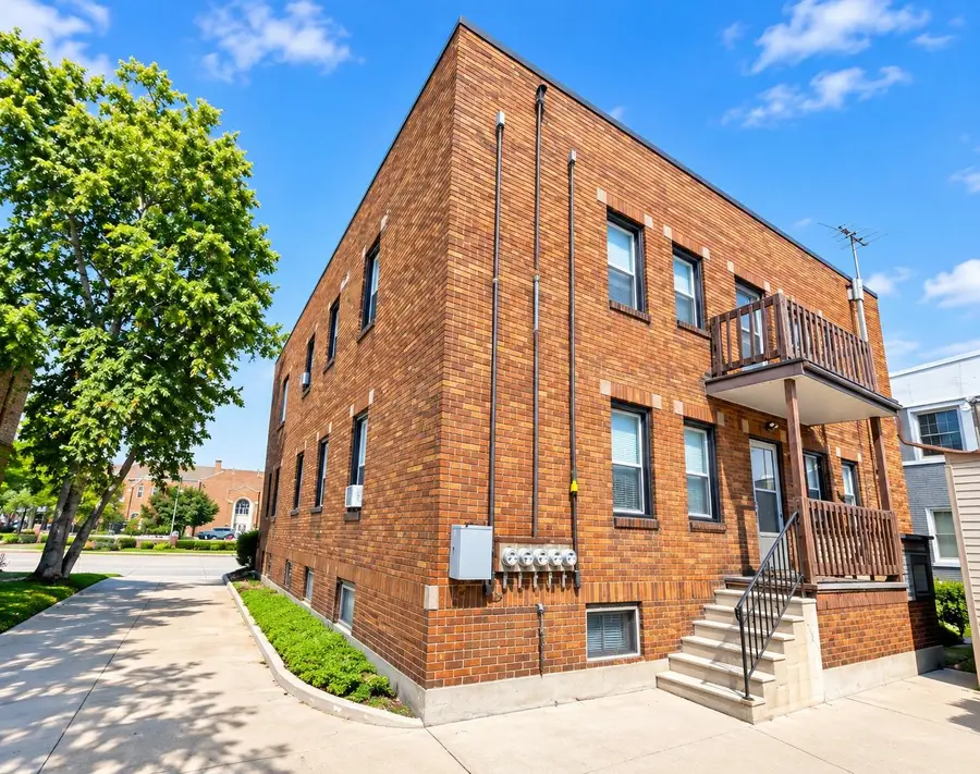 215 S Monroe Avenue, Green Bay, WI 54301 - #2