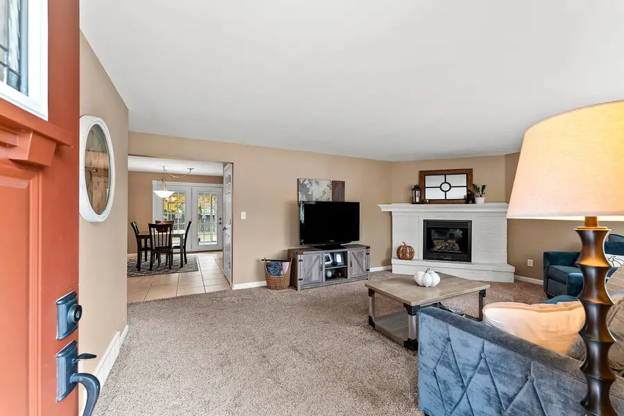 603 Michigan Lane Court, Kaukauna, WI 54130 - #3