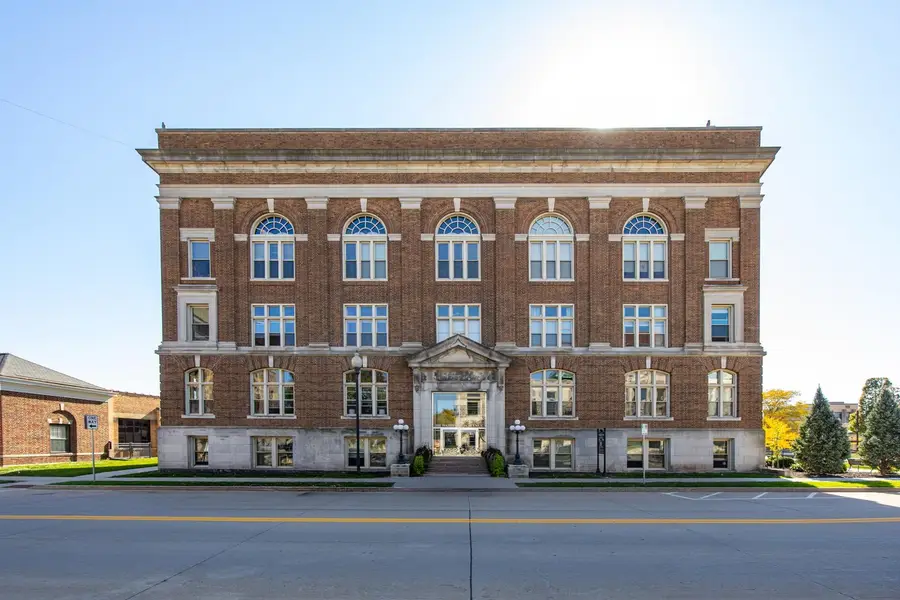 105 Washington Avenue #203, Oshkosh, WI 54901-4906 - #2