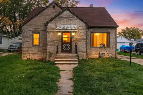 814 Mullet Place, GREEN BAY, WI 54304-3617