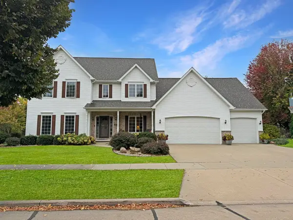 233 E Fernwood Lane, APPLETON, WI 54913-7655
