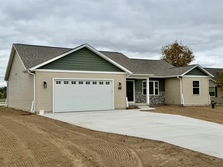 690 Oak Street, Scandinavia, WI 54977 - #3