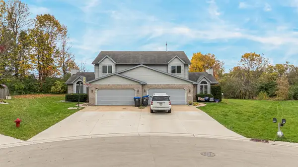 W3216 Westowne Court, APPLETON, WI 54915-6152