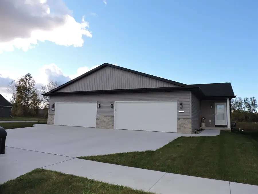 1803 Fairlawn Court, North Fond Du Lac, WI 54937 - #2