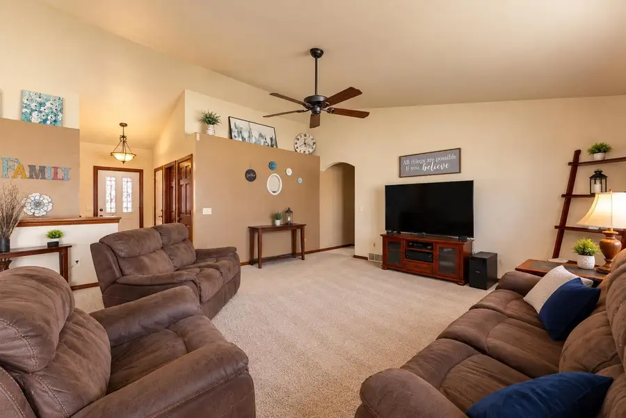 833 S Melcorn Circle, De Pere, WI 54115 - #3