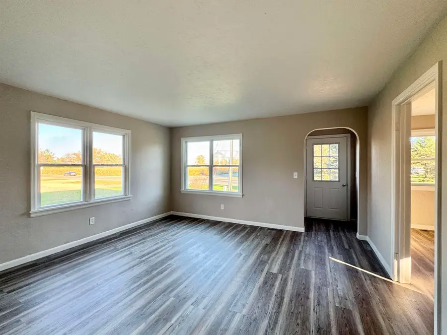 N11031 State Road 22, Clintonville, WI 54929 - #3