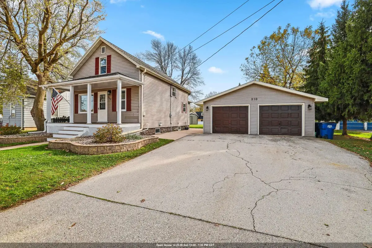 310 W Pulaski Street, Pulaski, WI 54162 - #1