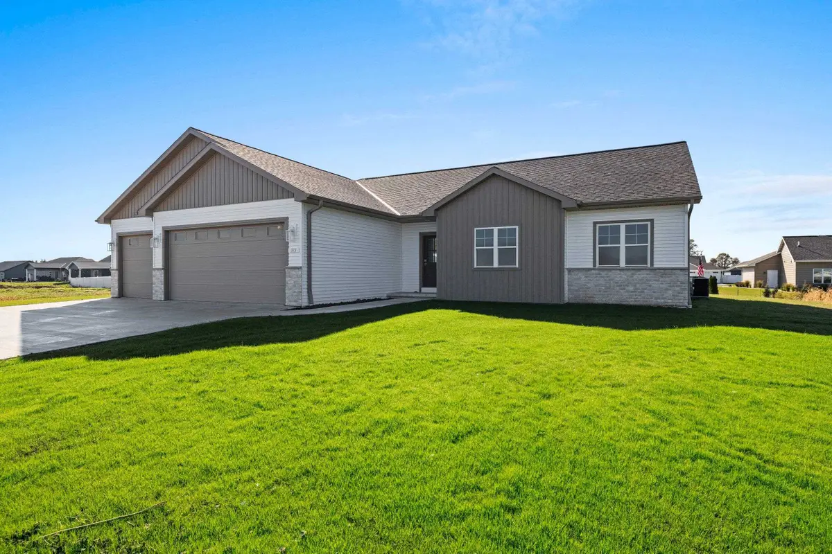 373 Brookline Avenue, De Pere, WI 54115 - #1