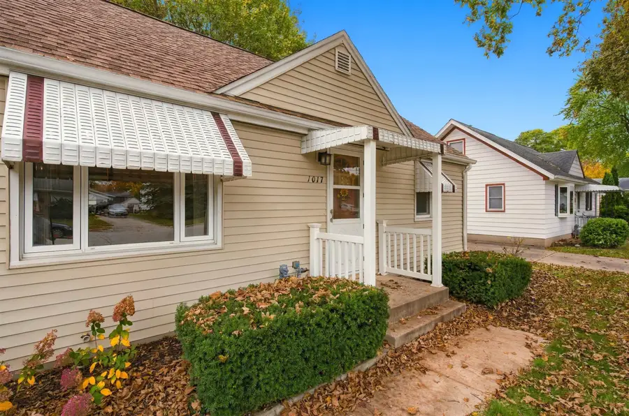 1017 Meacham Street, Green Bay, WI 54304 - #2