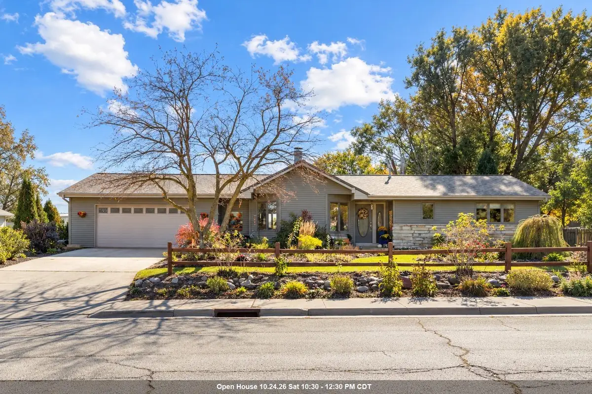 429 College Avenue, Howards Grove, WI 53019 - #1
