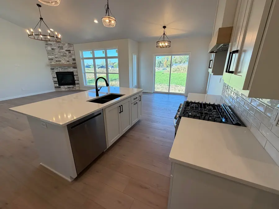 3664 Evelyn Rose Lane, Suamico, WI 54313 - #2