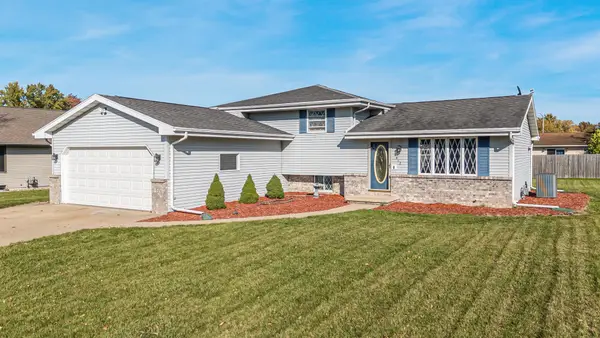 1812 Fieldcrest Drive, KAUKAUNA, WI 54130