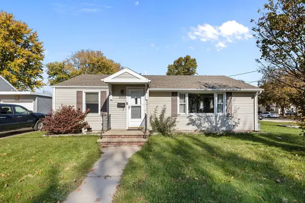 1930 E College Avenue, APPLETON, WI 54915-3167
