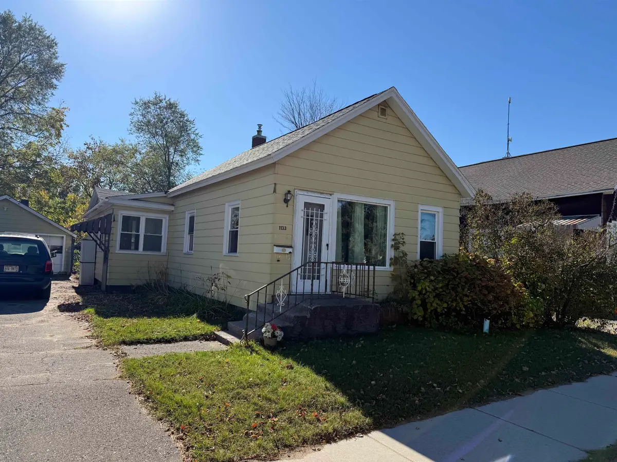 1133 Garfield Avenue, Marinette, WI 54143 - #1