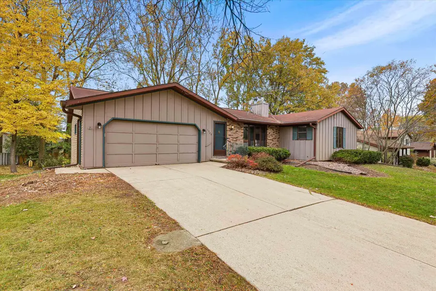 1320 Oasis Drive, Green Bay, WI 54313-1363 - #3
