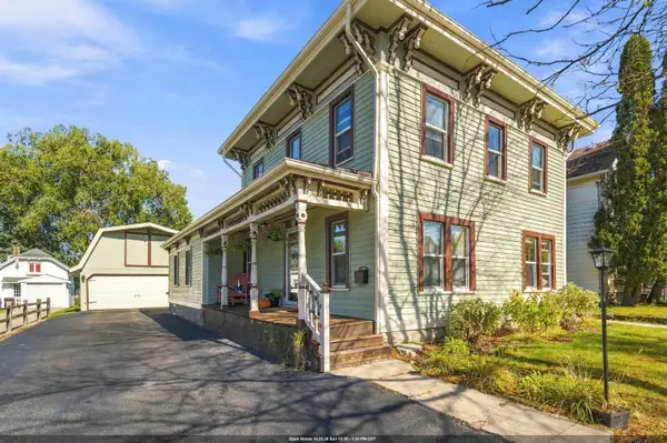 422 W 11th Avenue, OSHKOSH, WI 54902