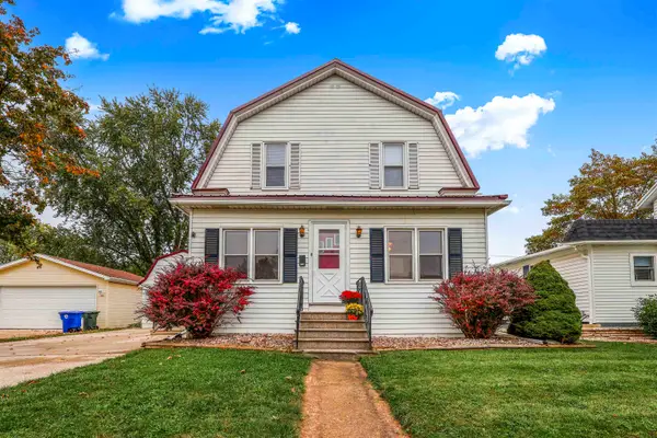 114 N Winnebago Street, DE PERE, WI 54115-2815