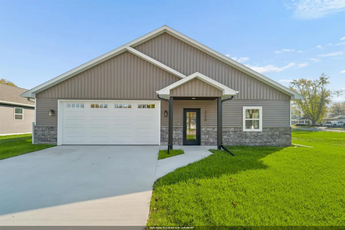 220 S Glenview Avenue, Brillion, WI 54110 - #1
