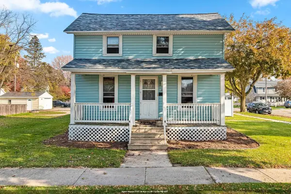 202 N Superior Street, DE PERE, WI 54115