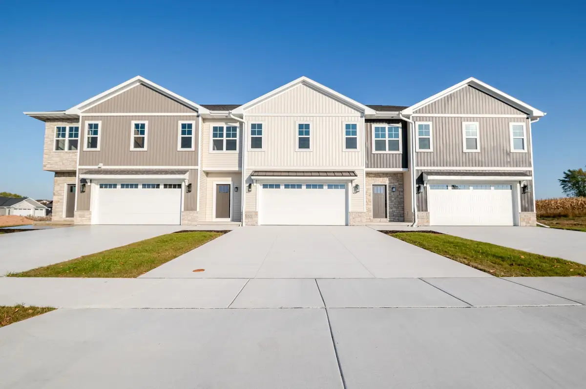1851 London Road, Green Bay, WI 54311 - #1