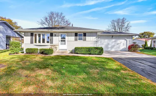 31 Heritage Lane, FOND DU LAC, WI 54935