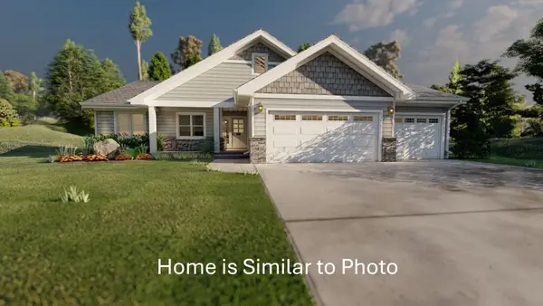 471 Rusch Drive, COMBINED LOCKS, WI 54113