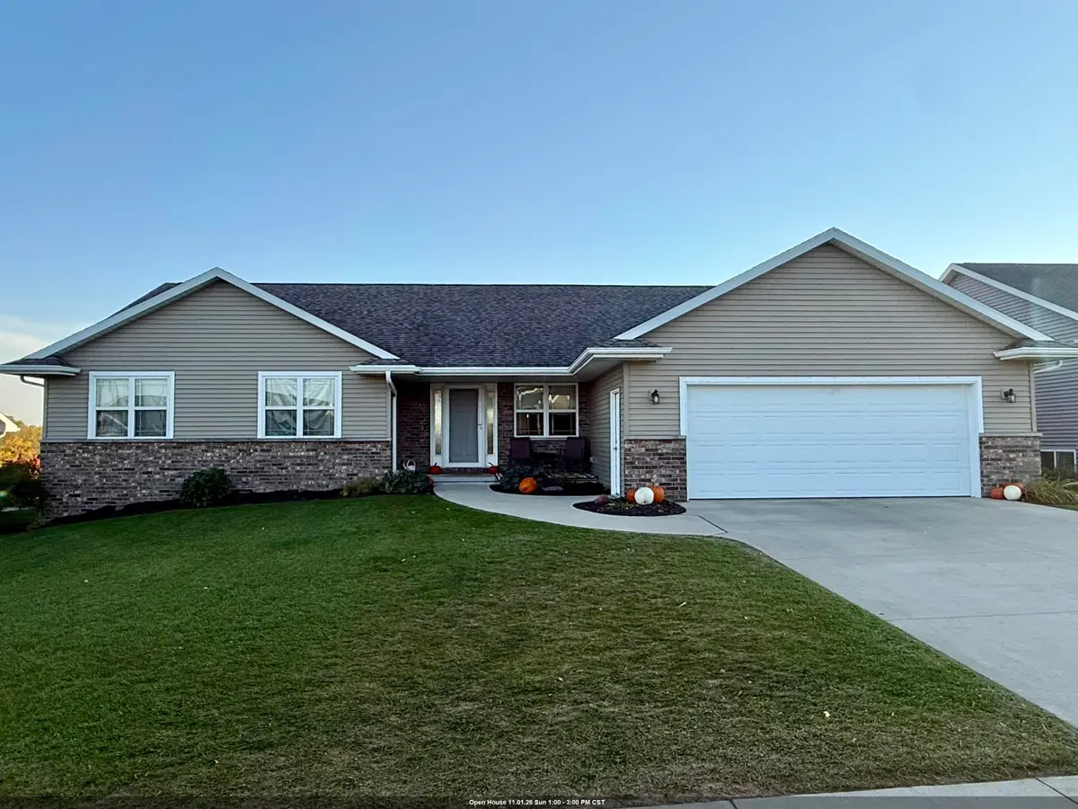 3561 Becket Drive, Green Bay, WI 54313-8484 - #1