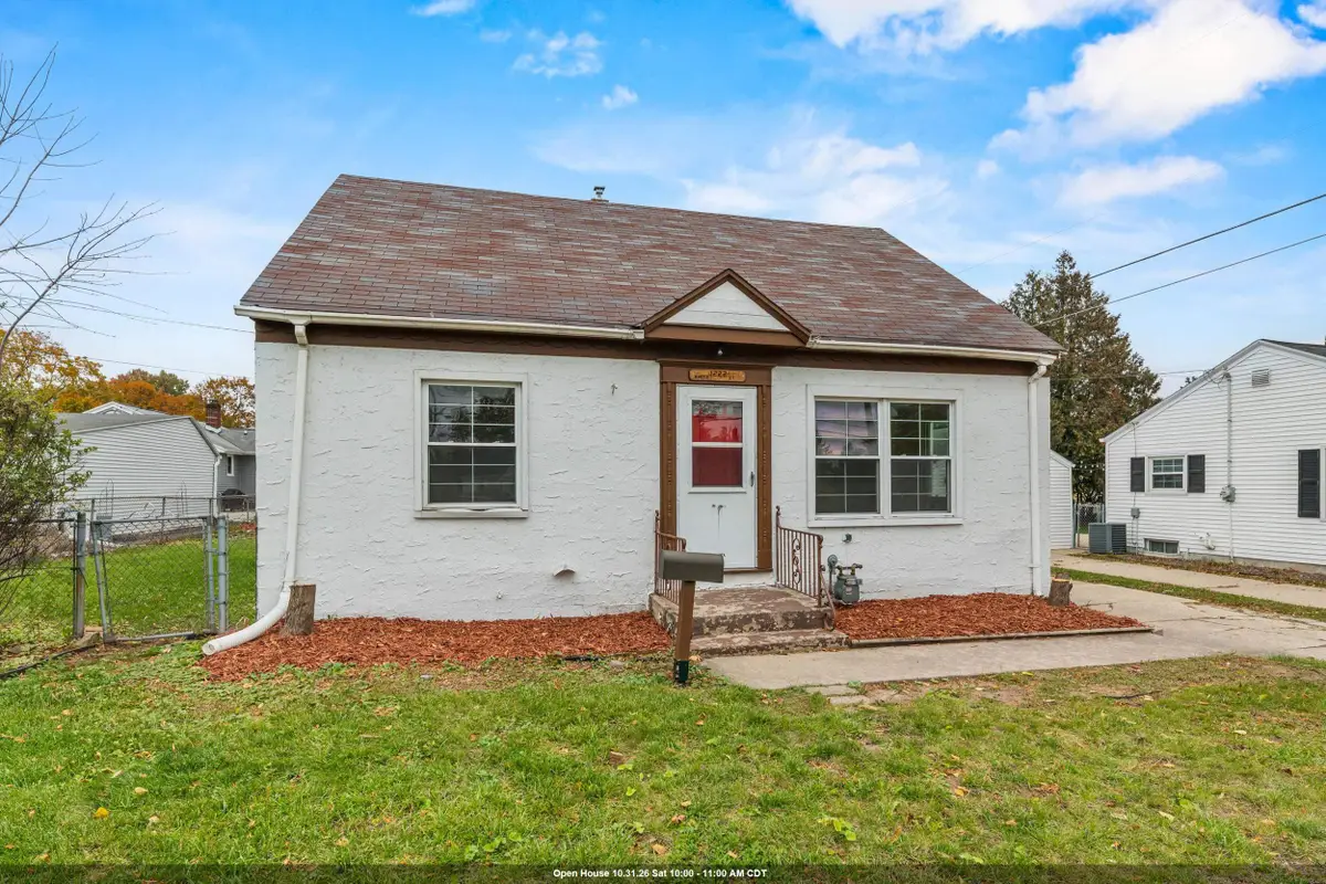 1222 9th Street, Green Bay, WI 54304 - #1