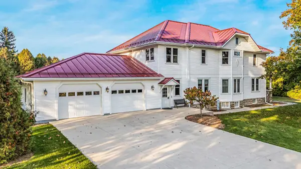 15702 Sth 42 Highway, CLEVELAND, WI 53061