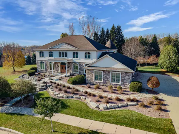 6425 N Smoketree Pass, APPLETON, WI 54913-7836