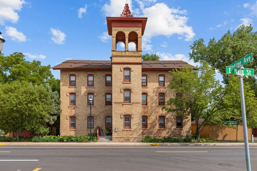 251 E Main Street #201, Omro, WI 54963 - #2