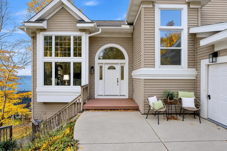 5181 Edgewater Beach Road, Green Bay, WI 54311 - #2
