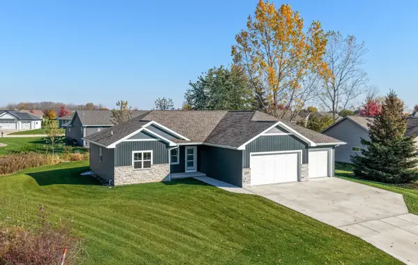240 Fairway Drive, LUXEMBURG, WI 54217-9154
