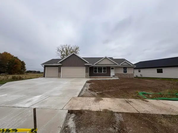 1690 Trefoil Trail, HOWARD, WI 54313